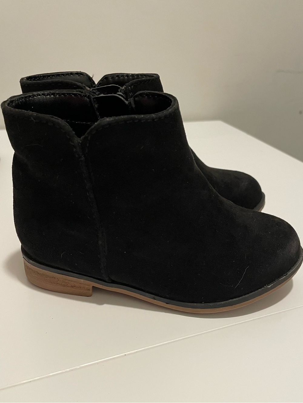 Cat & Jack Brand Toddler size 6 Girl's Black Suede Like Bootie Boots